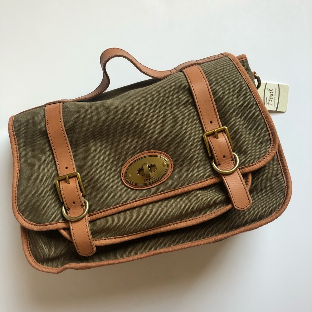 NWT FOSSIL Olive Green Messenger Bag Satchels